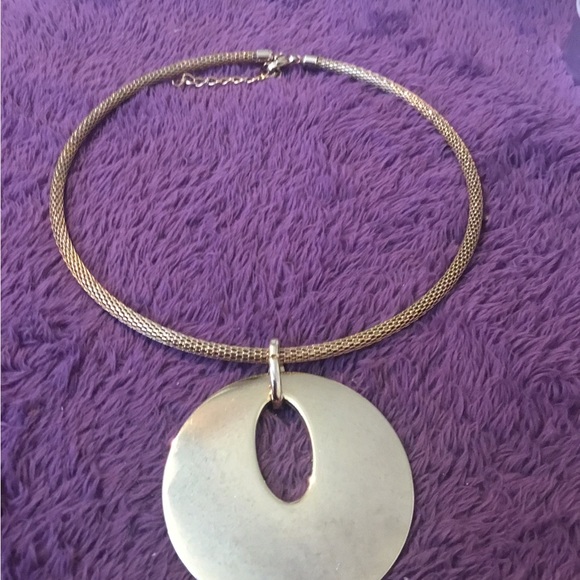 Beautiful New Large Gold High Polished Round Disk Adjustable Necklace - Picture 3 of 8